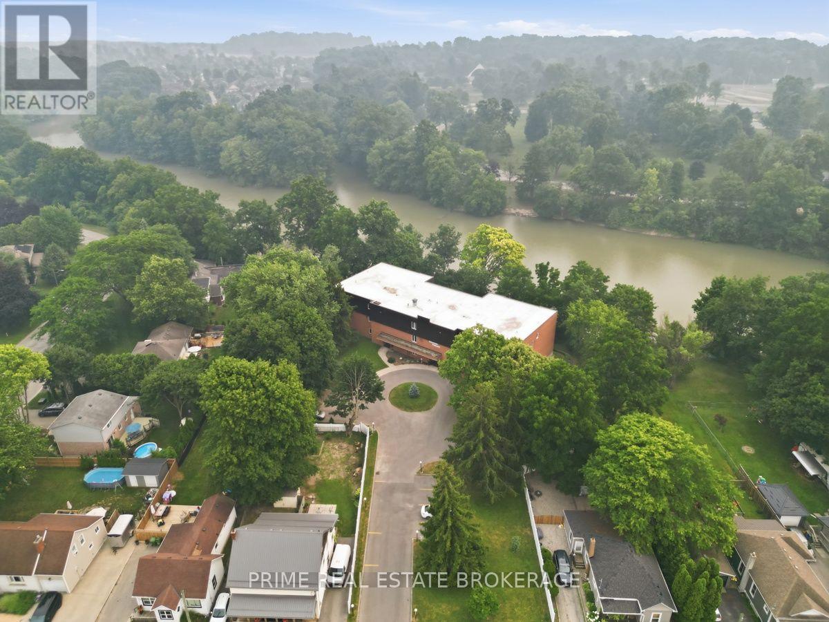 3 - 125 ELM STREET