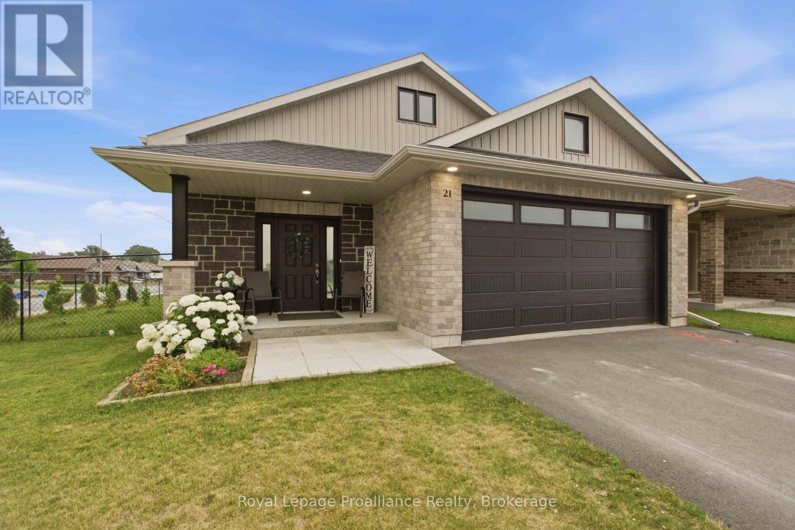 21 CEDAR PARK CRESCENT