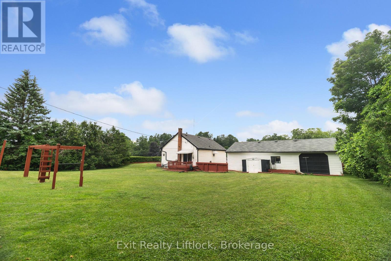 2 Edgewood Avenue Property Photo 31