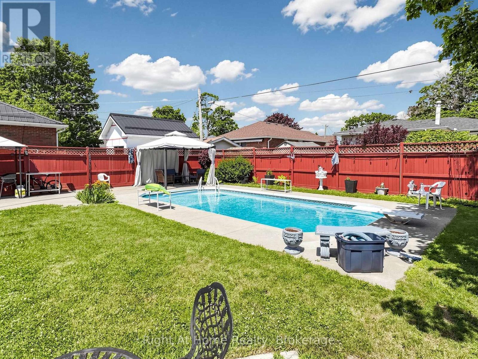 536 Barbara Street Property Photo 46