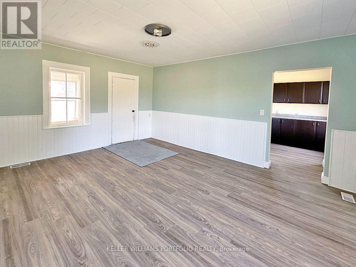 389 County Rd 48 Road Property Photo 6