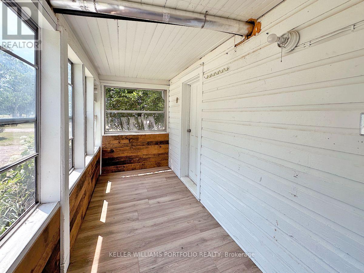 389 County Rd 48 Road Property Photo 7
