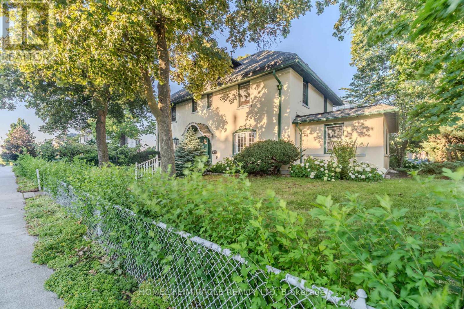 5214 Third Avenue Property Photo 2