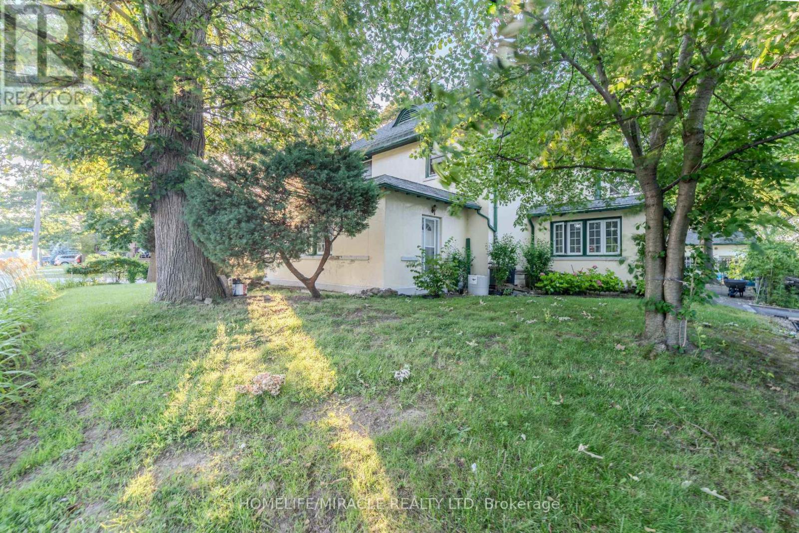 5214 Third Avenue Property Photo 8