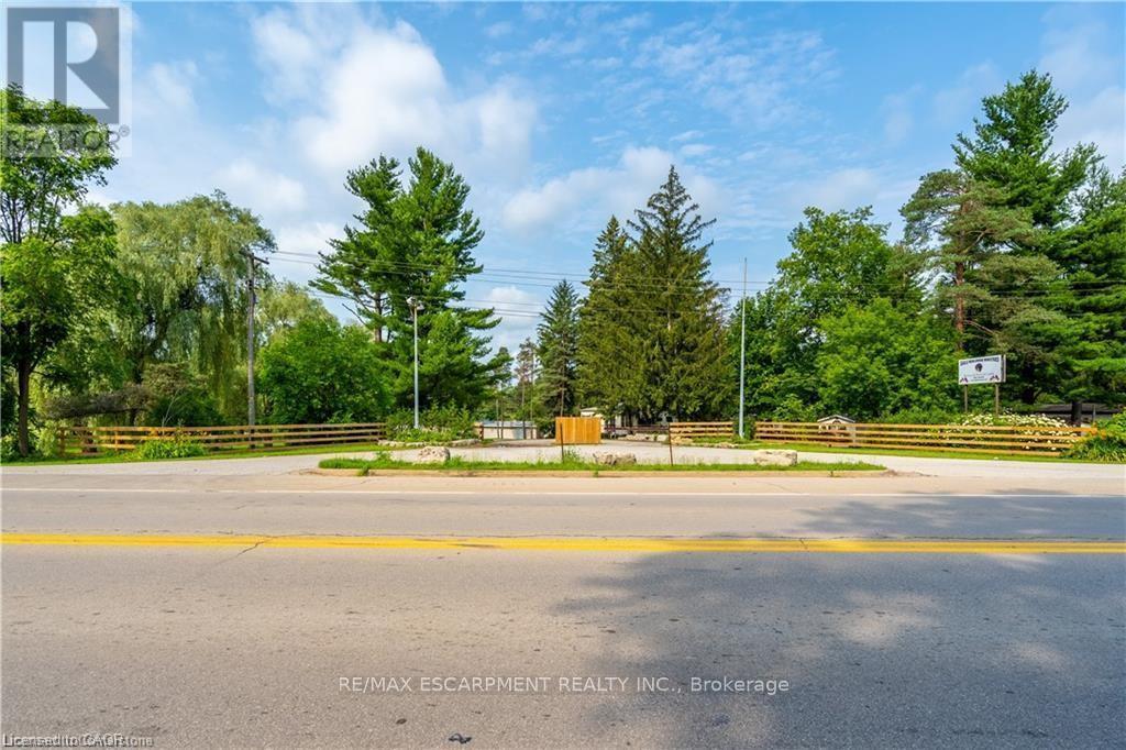 976 Hwy 52 Property Photo 1