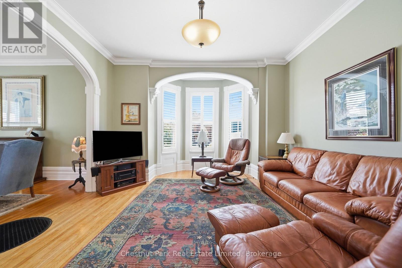 20 Ferguson Street Property Photo 8