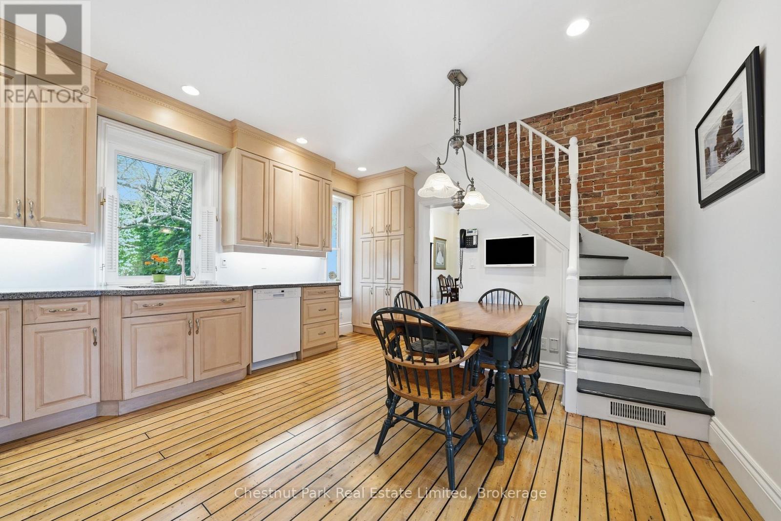 20 Ferguson Street Property Photo 14
