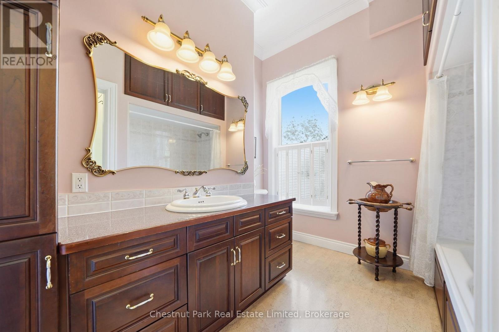 20 Ferguson Street Property Photo 26