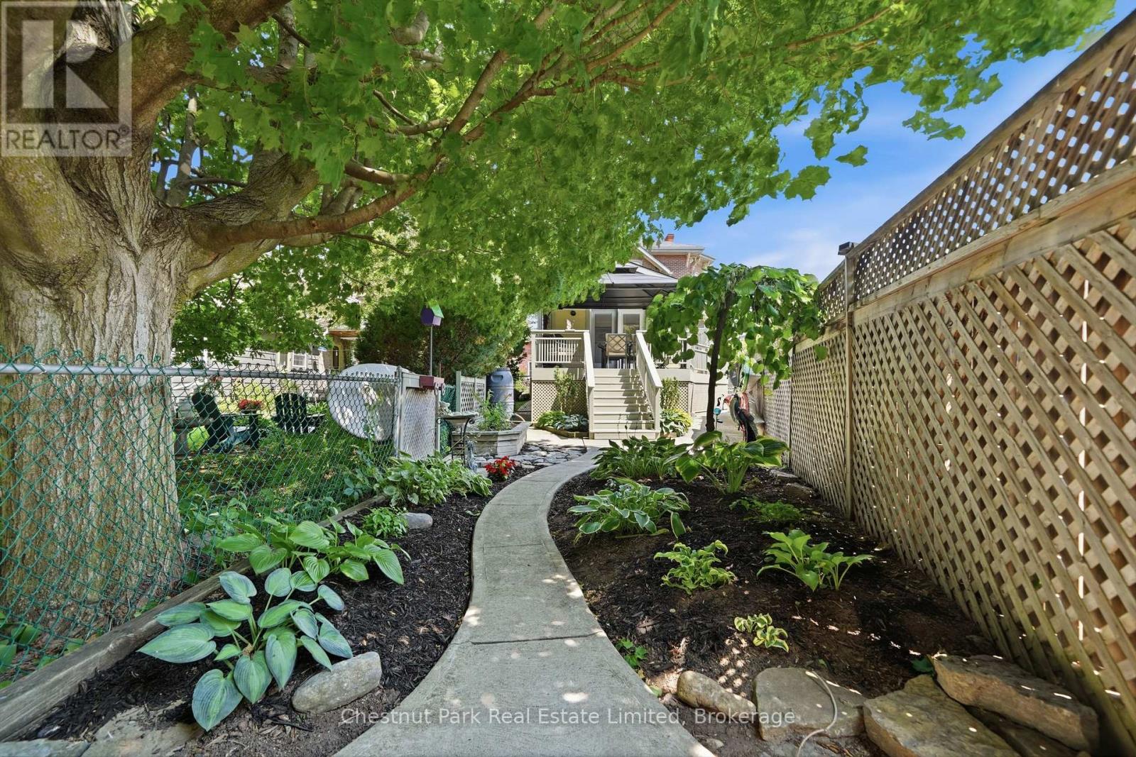20 Ferguson Street Property Photo 30
