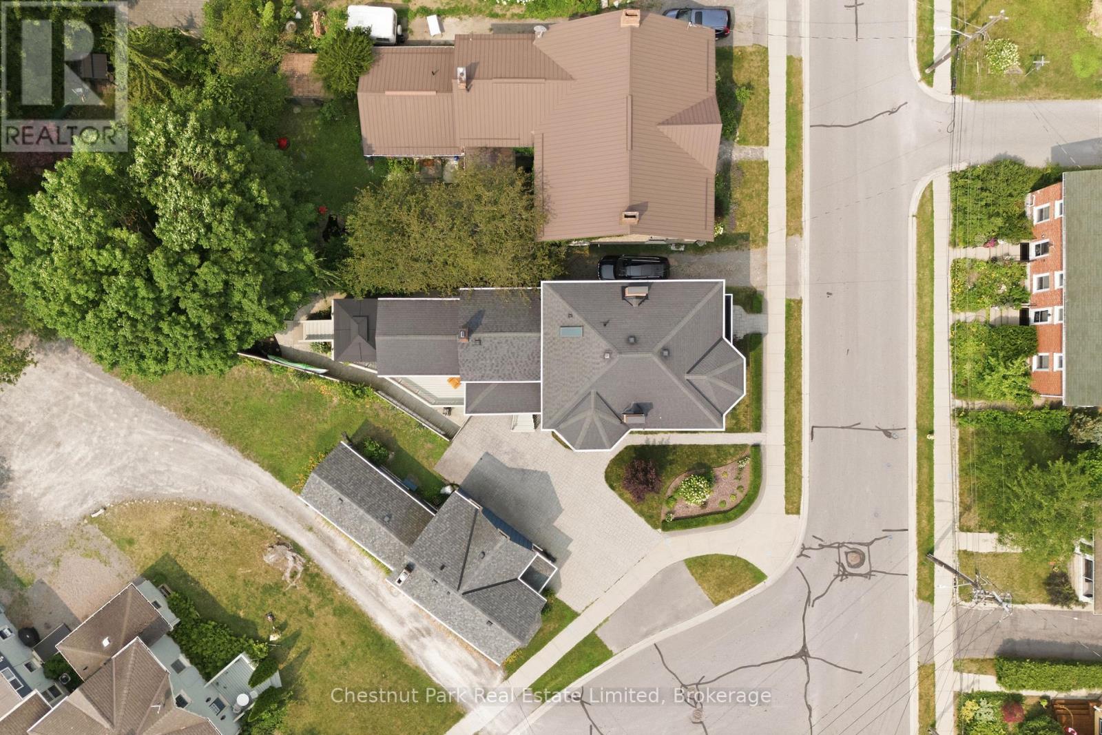 20 Ferguson Street Property Photo 34