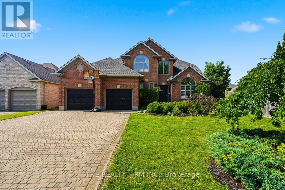 16 Fitzwilliam Boulevard Property Photo 1