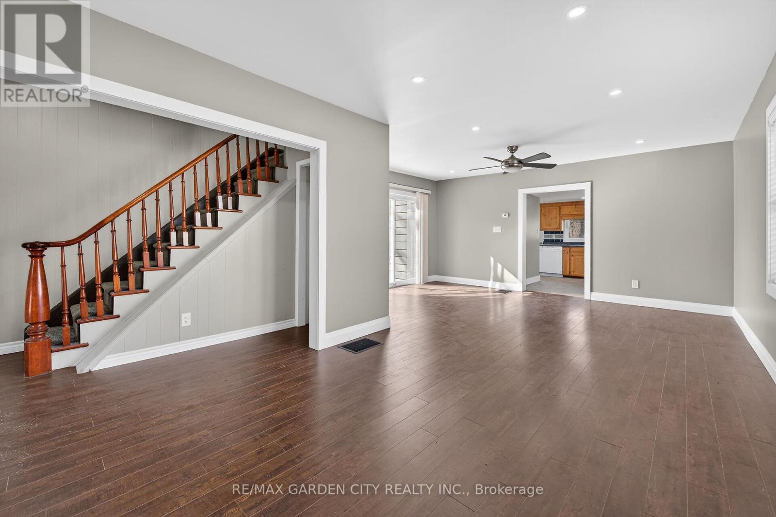 407 Bell Street Property Photo 16