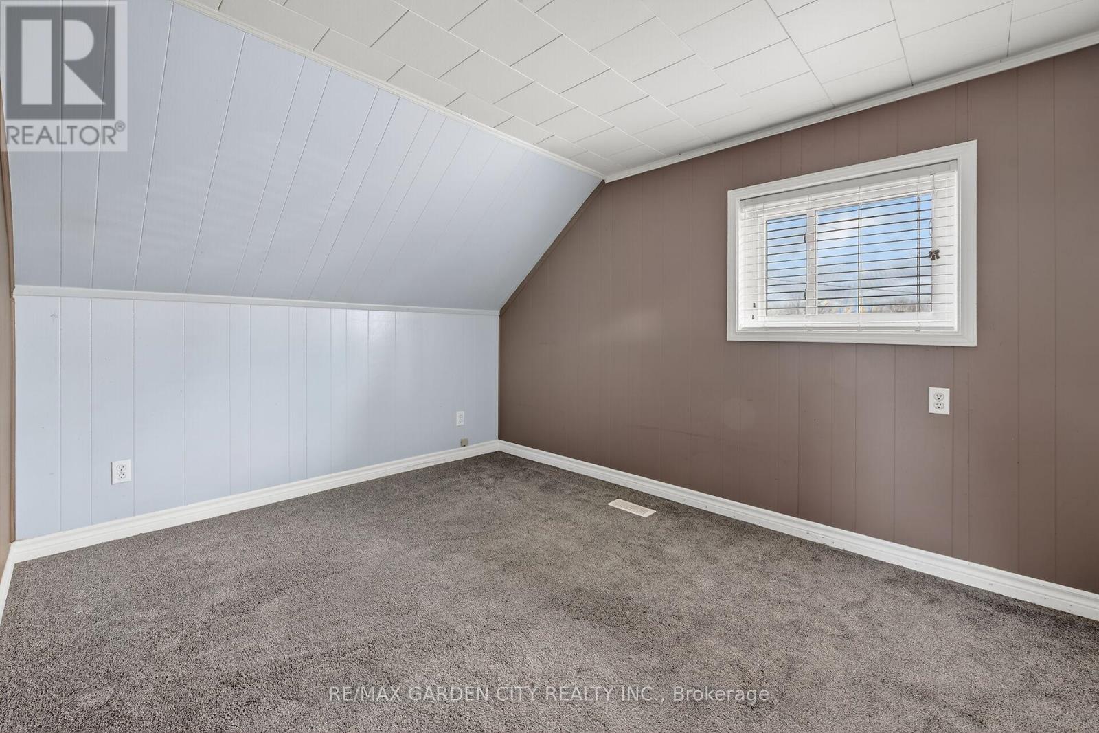 407 Bell Street Property Photo 17