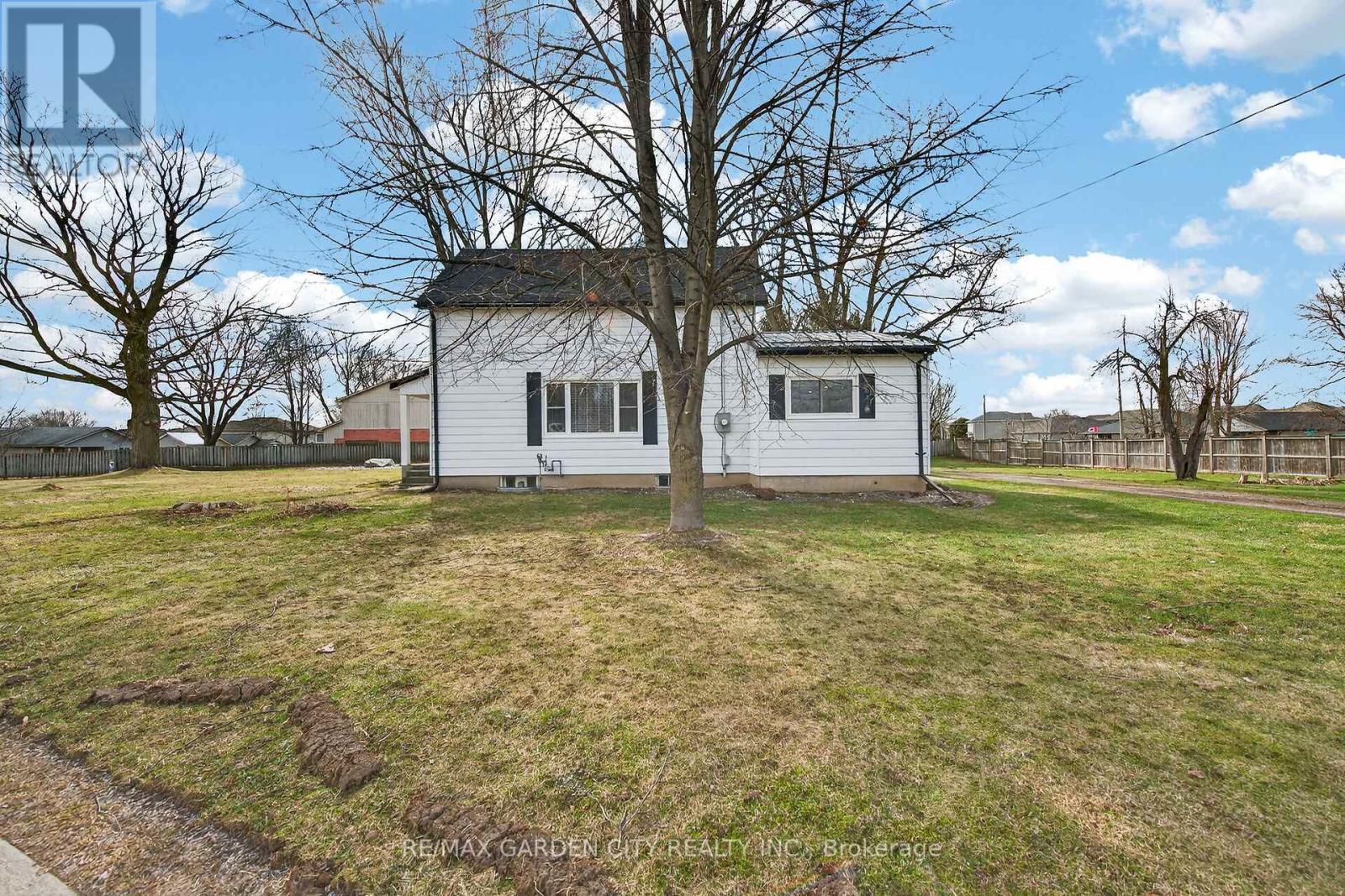 407 Bell Street Property Photo 24