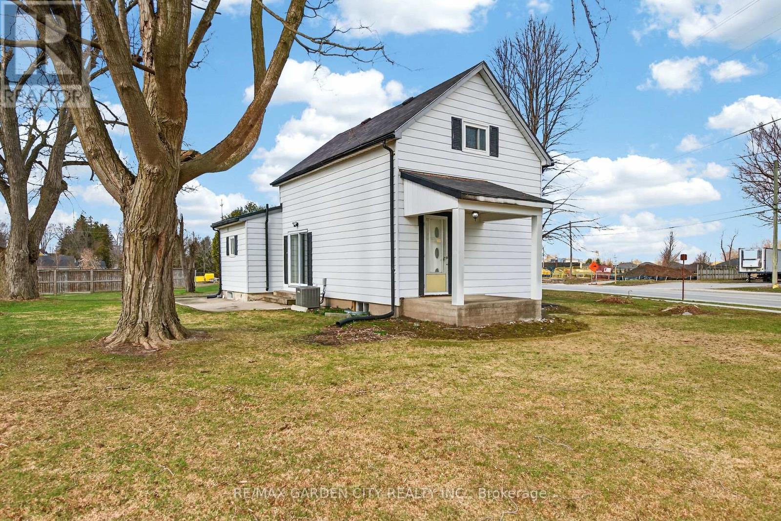 407 Bell Street Property Photo 40