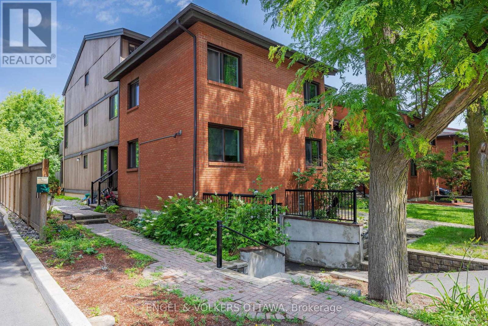 B - 35 Robinson Avenue Property Photo 1