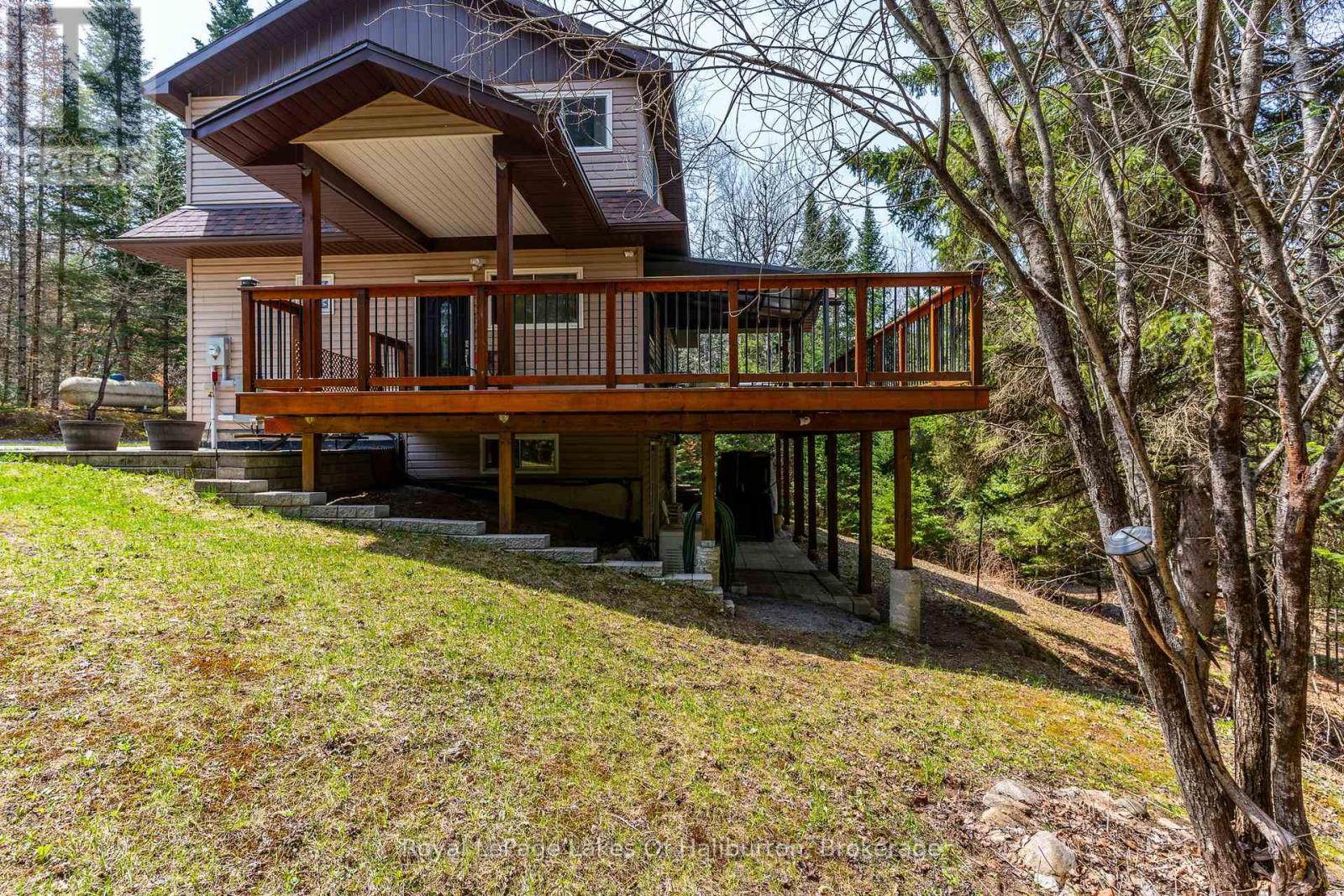 1033 Bayberry Lane Property Photo 48