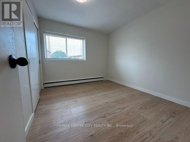 208 - 1172 Hamilton Road Property Photo 10