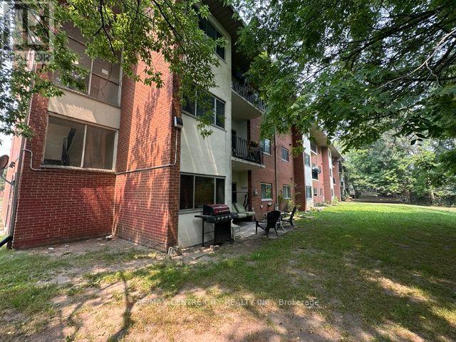 208 - 1172 Hamilton Road Property Photo 17
