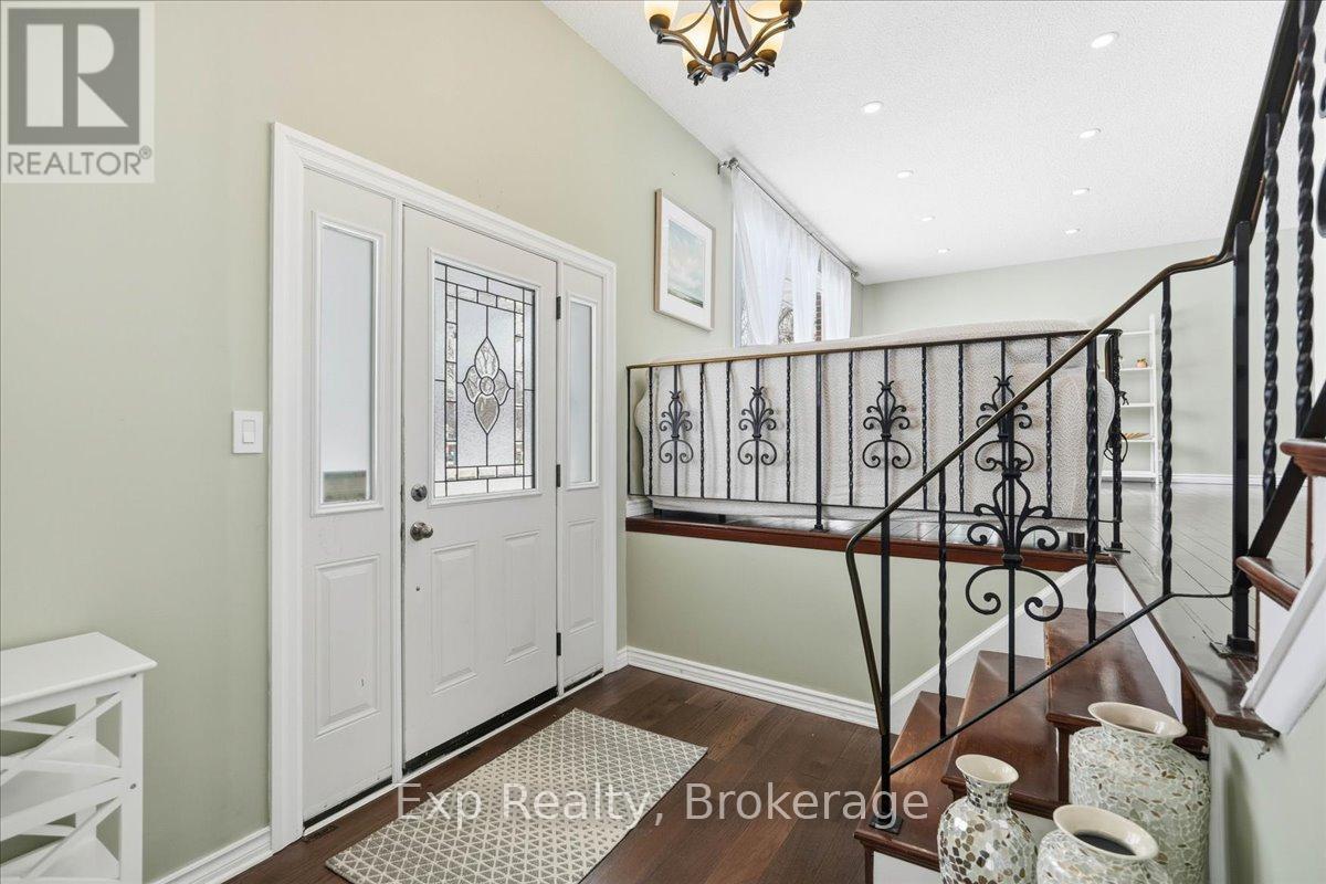 15 Thorncliffe Drive Property Photo 4