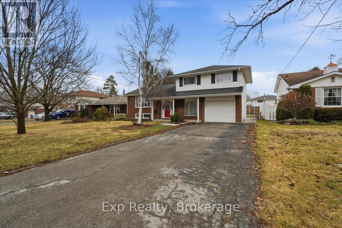 15 Thorncliffe Drive Property Photo 39