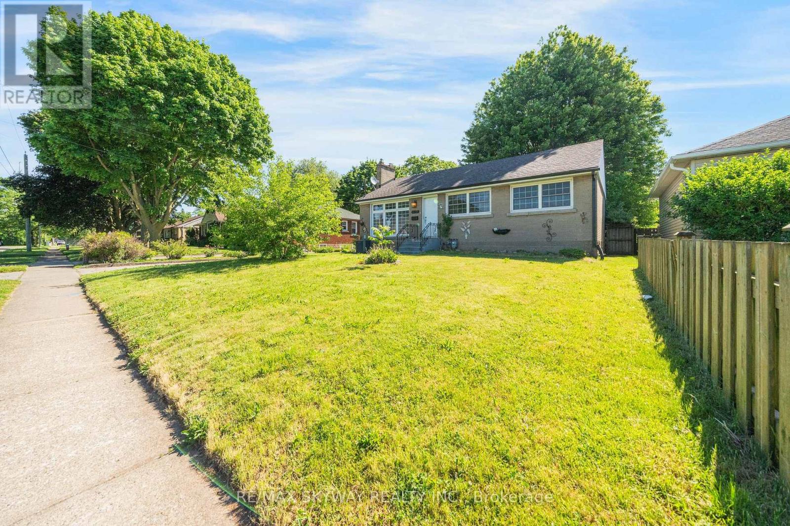 6604 Locus Avenue Property Photo 1