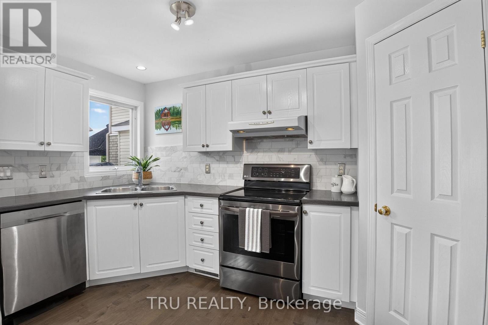 57 Golflinks Drive Property Photo 11