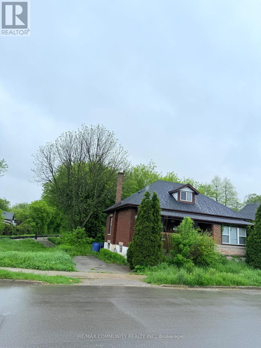70 HURON STREET Property Photo 1