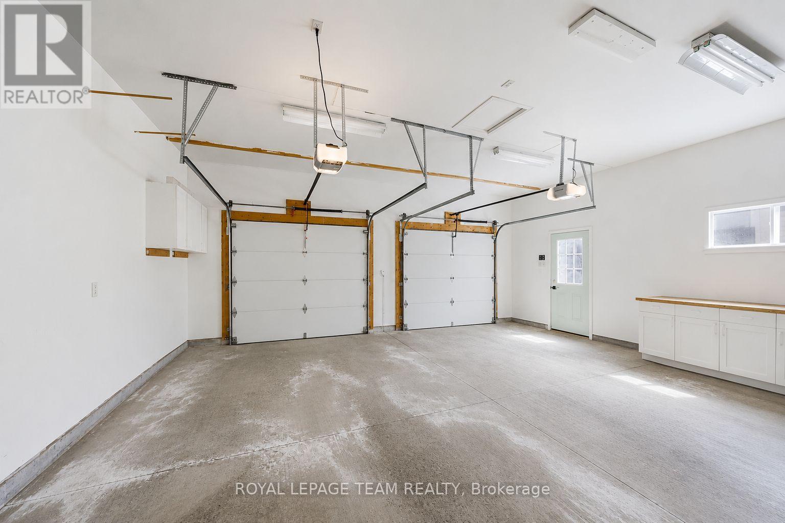 238 Park Avenue Property Photo 2