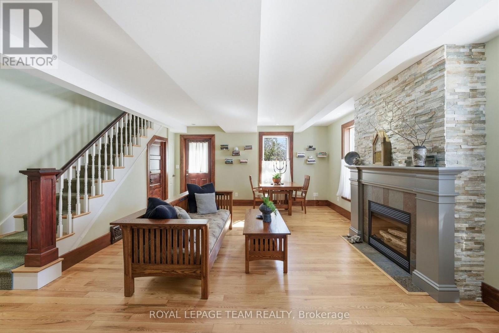238 Park Avenue Property Photo 19