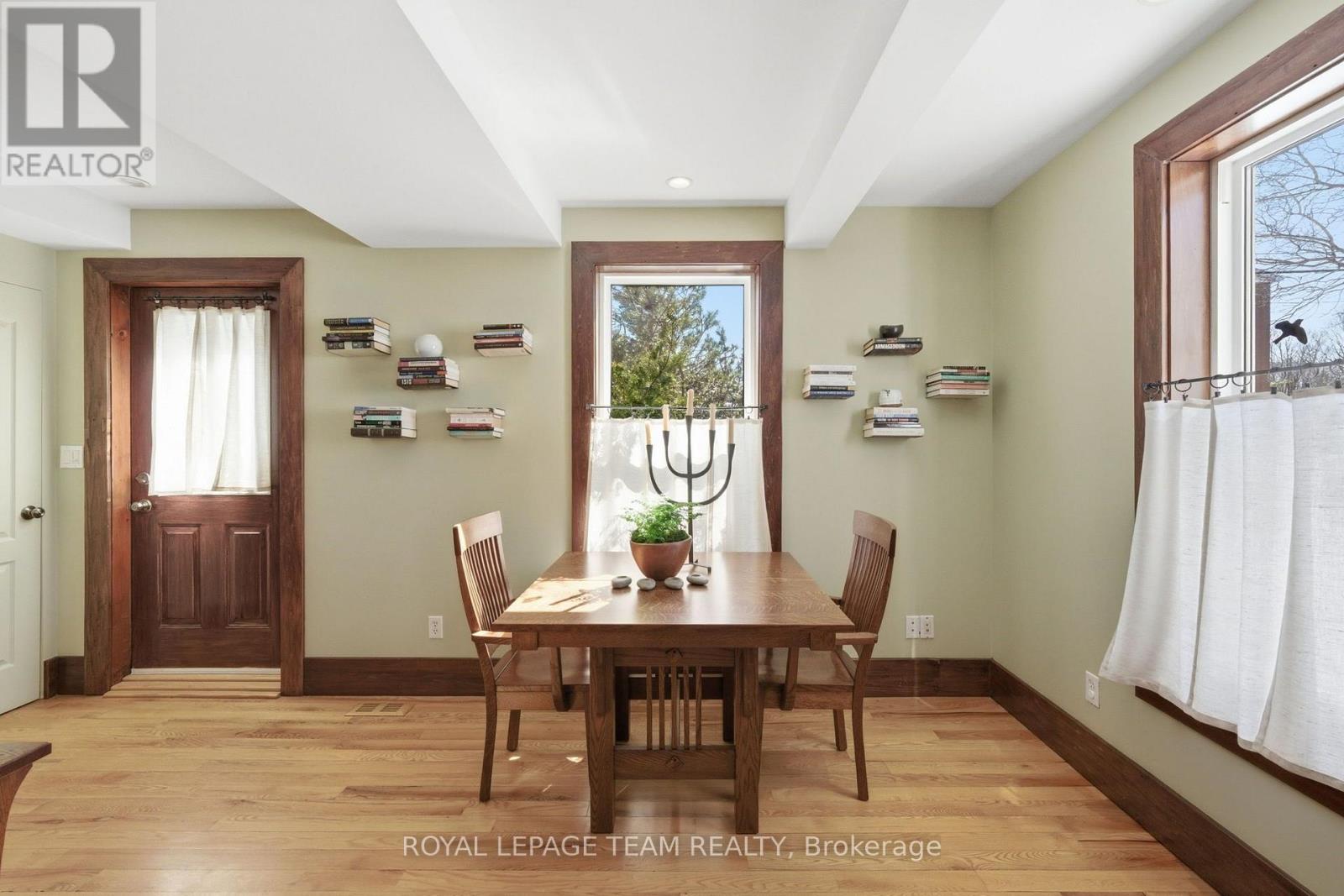 238 Park Avenue Property Photo 21