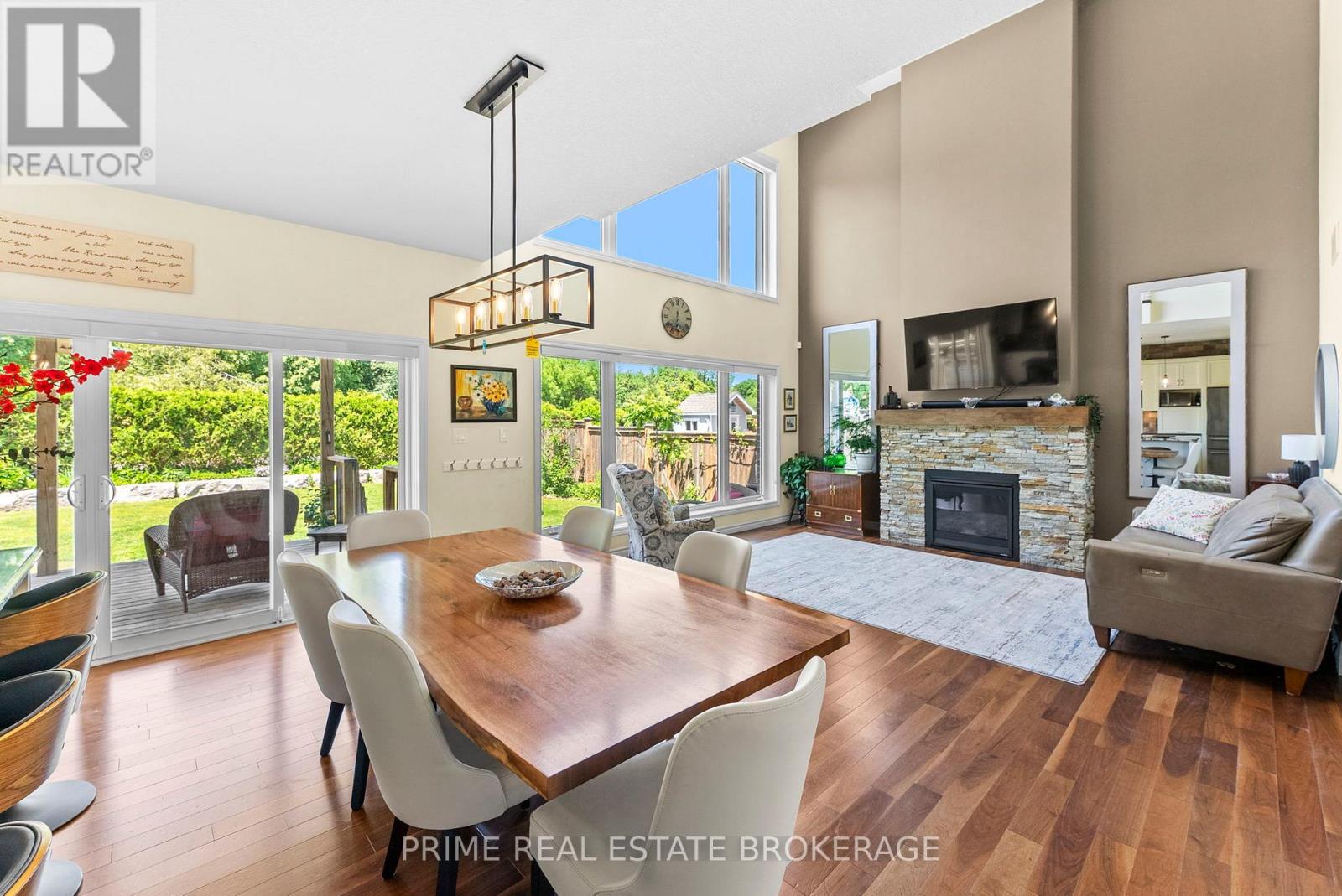 2211 Springridge Drive Property Photo 12
