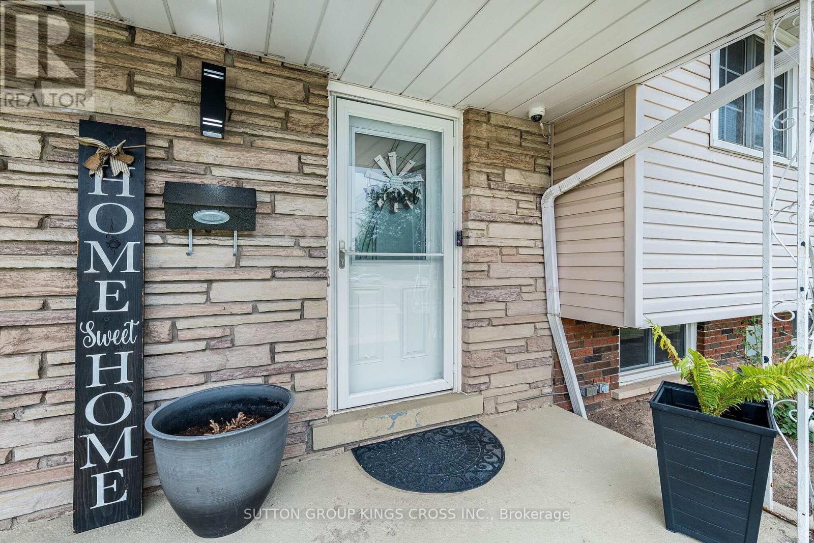 2 Maitland Avenue Property Photo 6