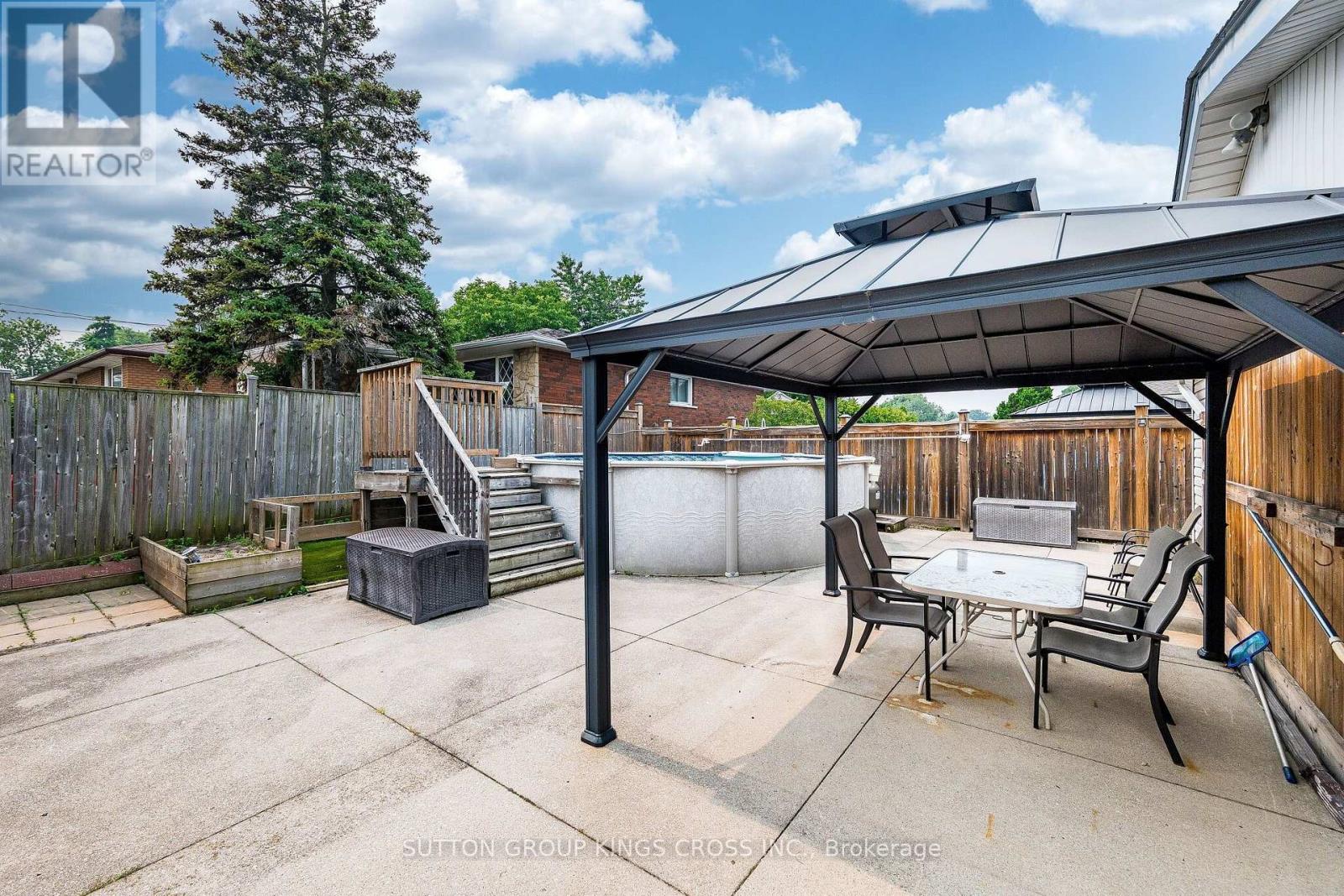 2 Maitland Avenue Property Photo 45