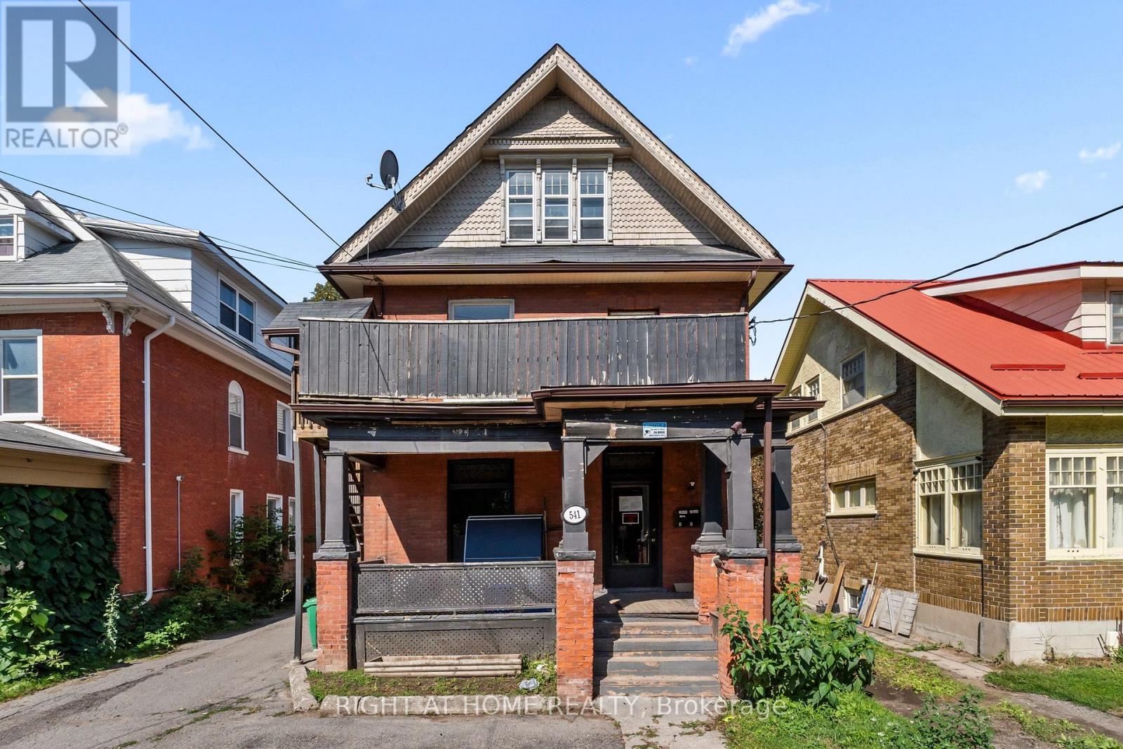 541 AYLMER STREET N Property Photo 1