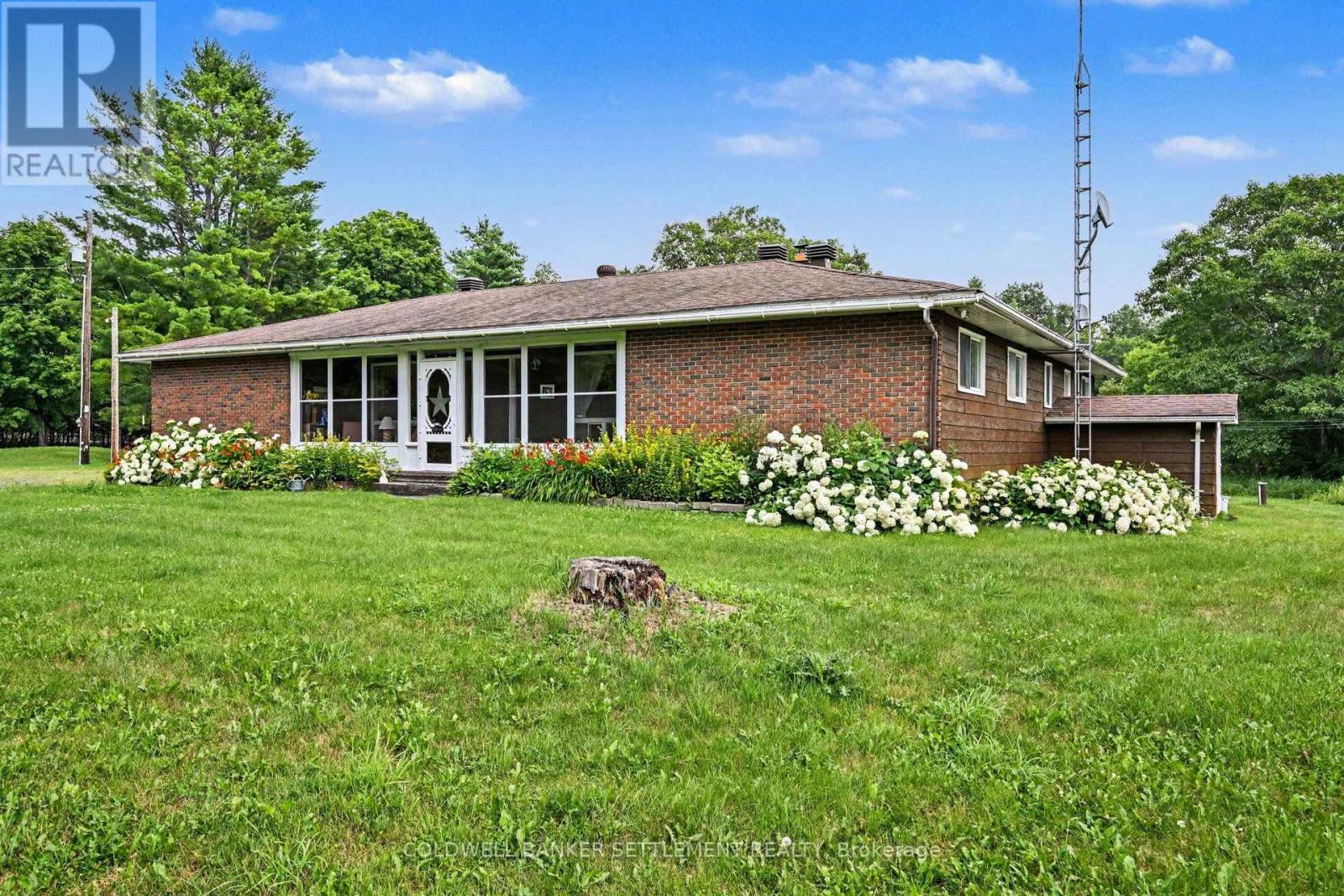 343 ENNIS ROAD Property Photo 1