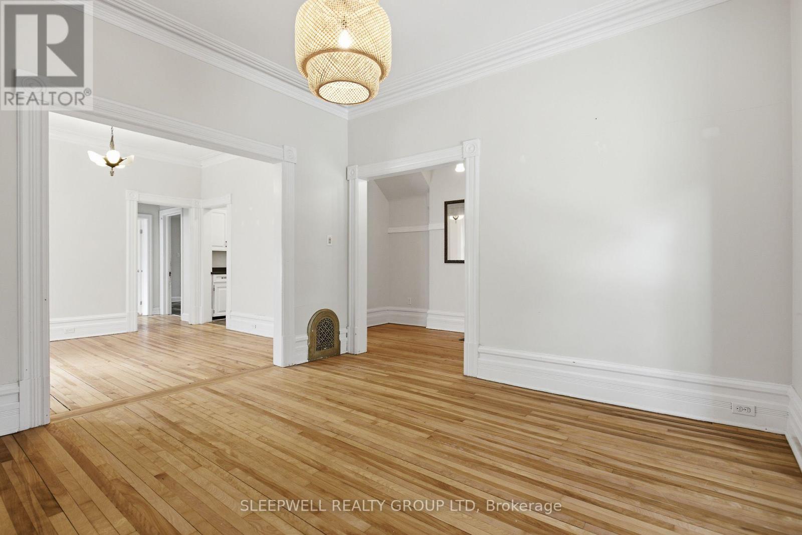 80 Fourth Avenue Property Photo 8