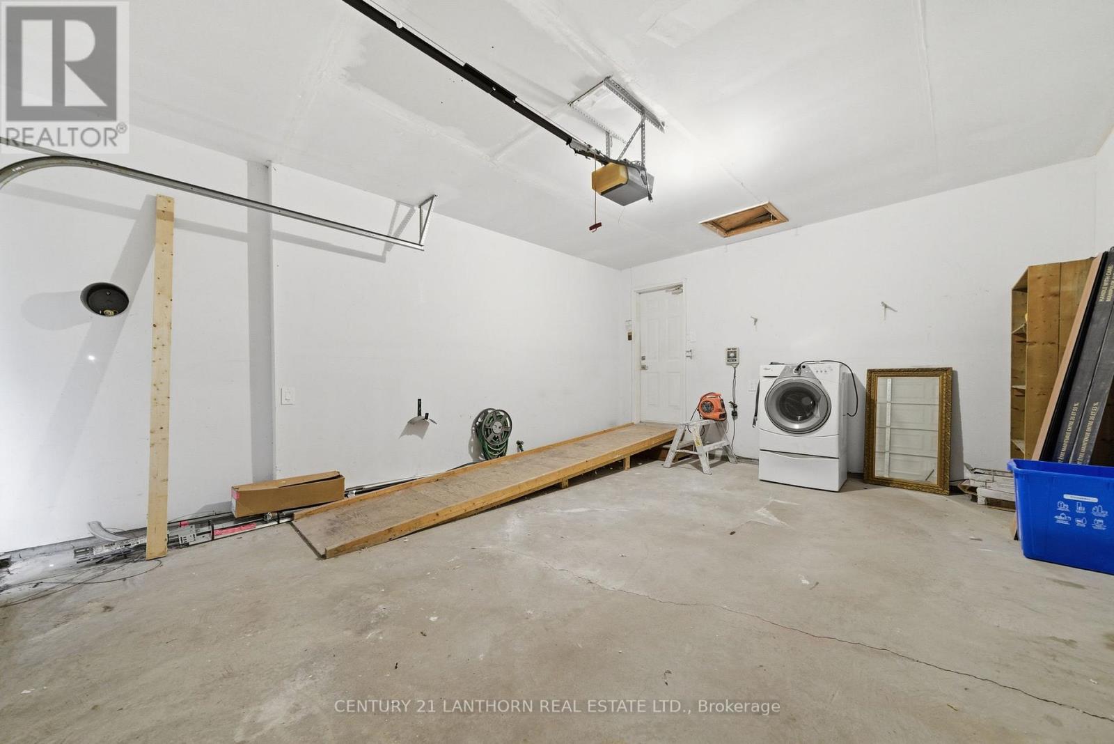 13 Nesbitt Drive Property Photo 42