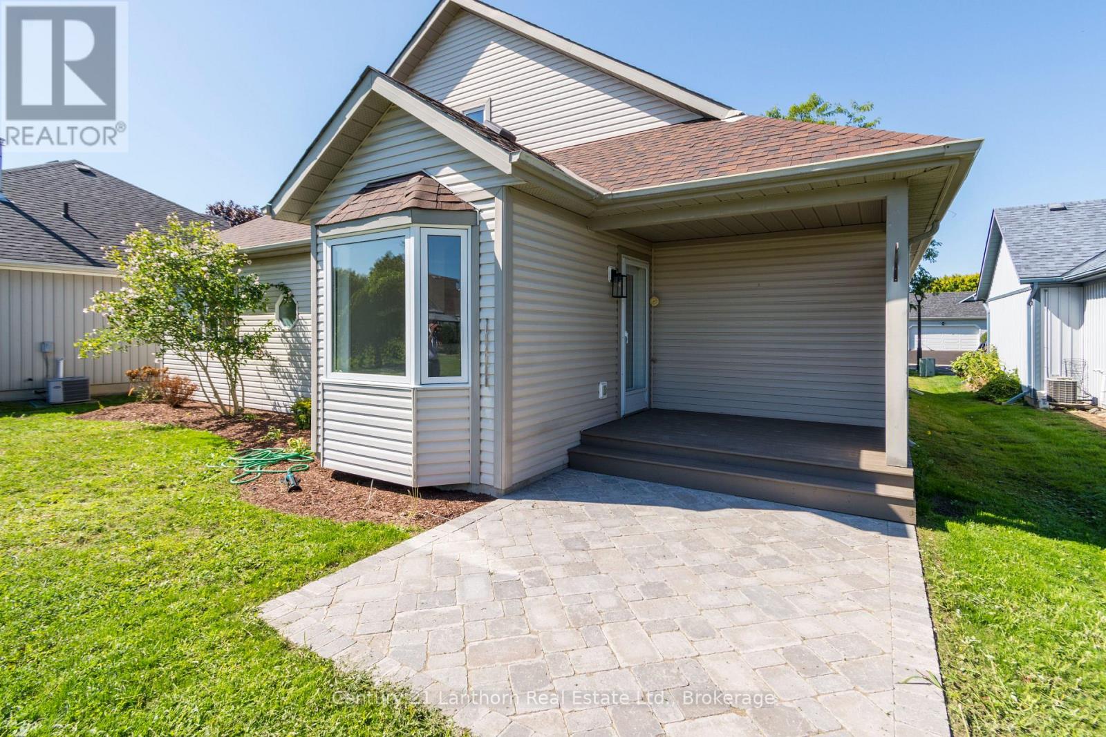 13 Nesbitt Drive Property Photo 45