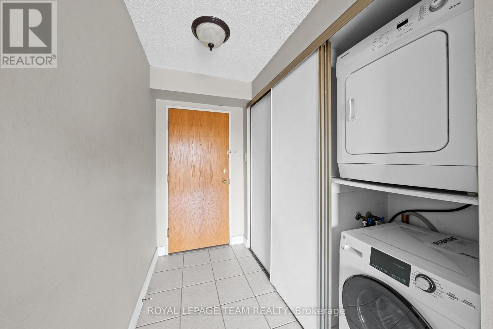 1705 - 199 Kent Street Property Photo 4