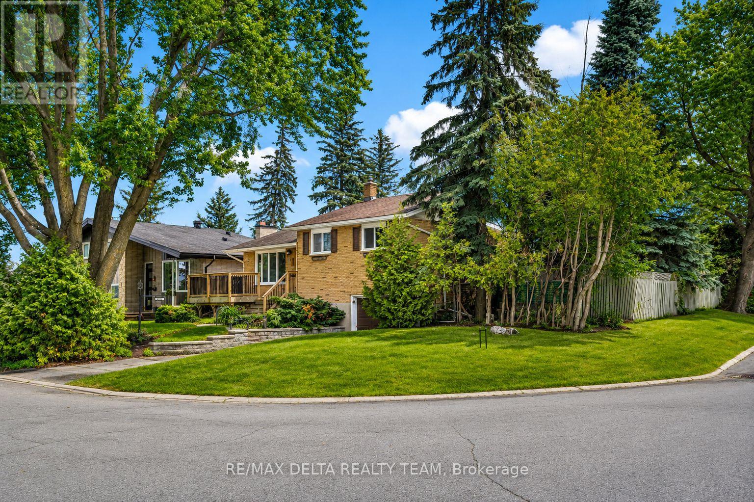 841 BALSAM DRIVE