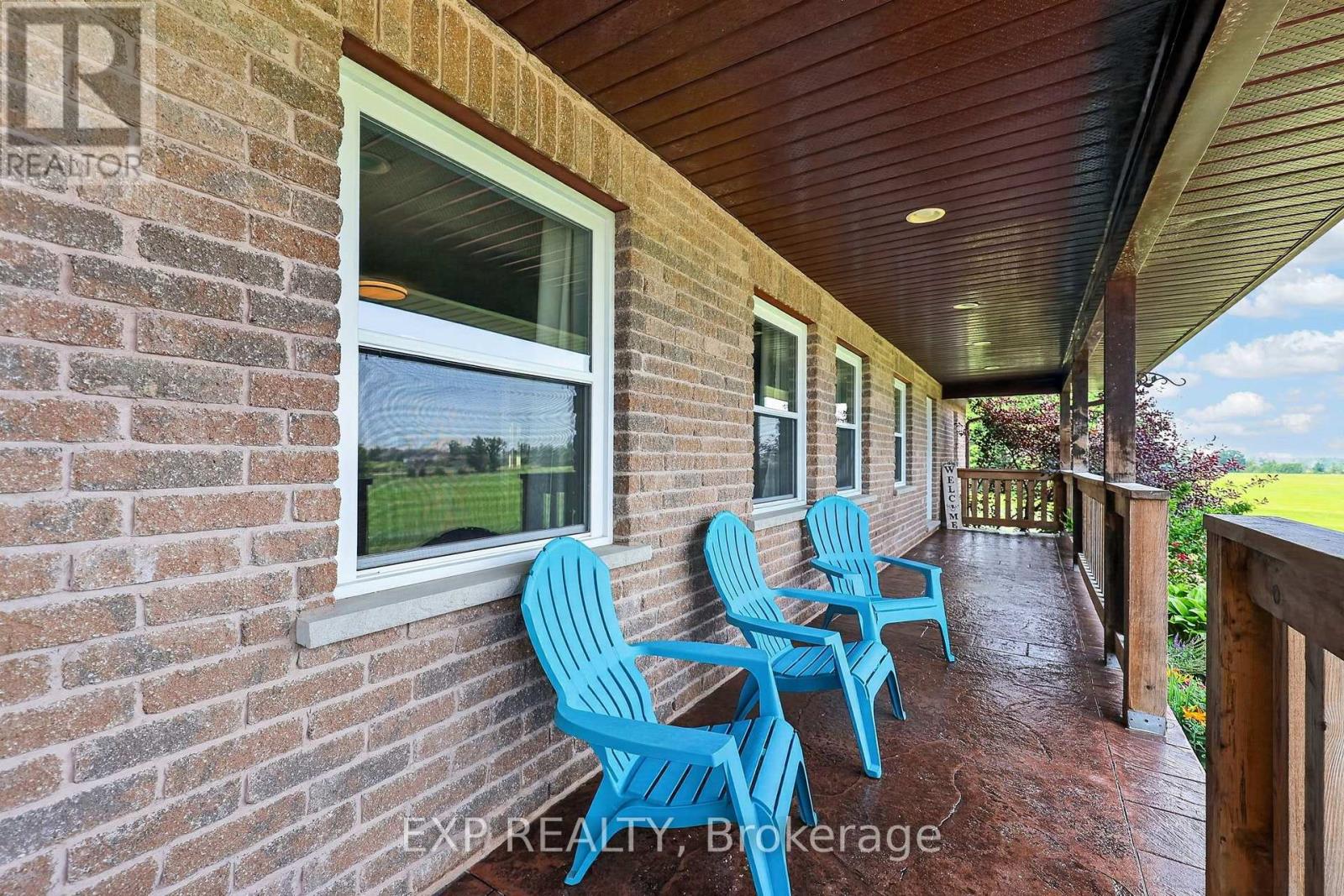 2415 County 46 Road Property Photo 5