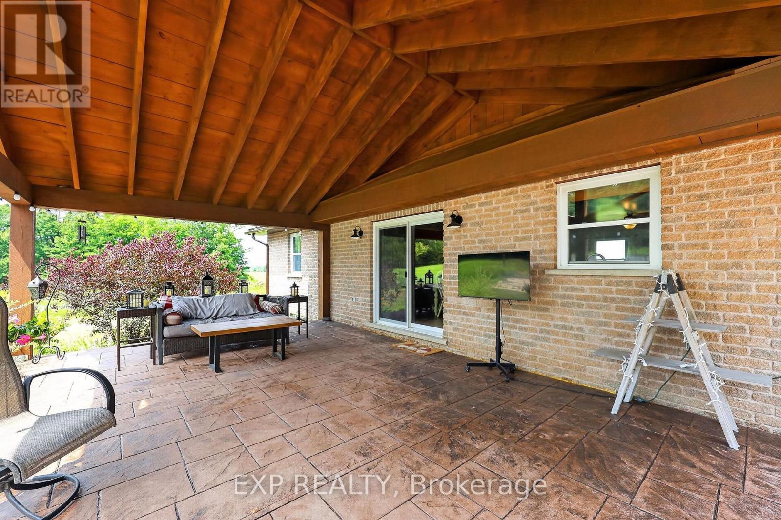 2415 County 46 Road Property Photo 29