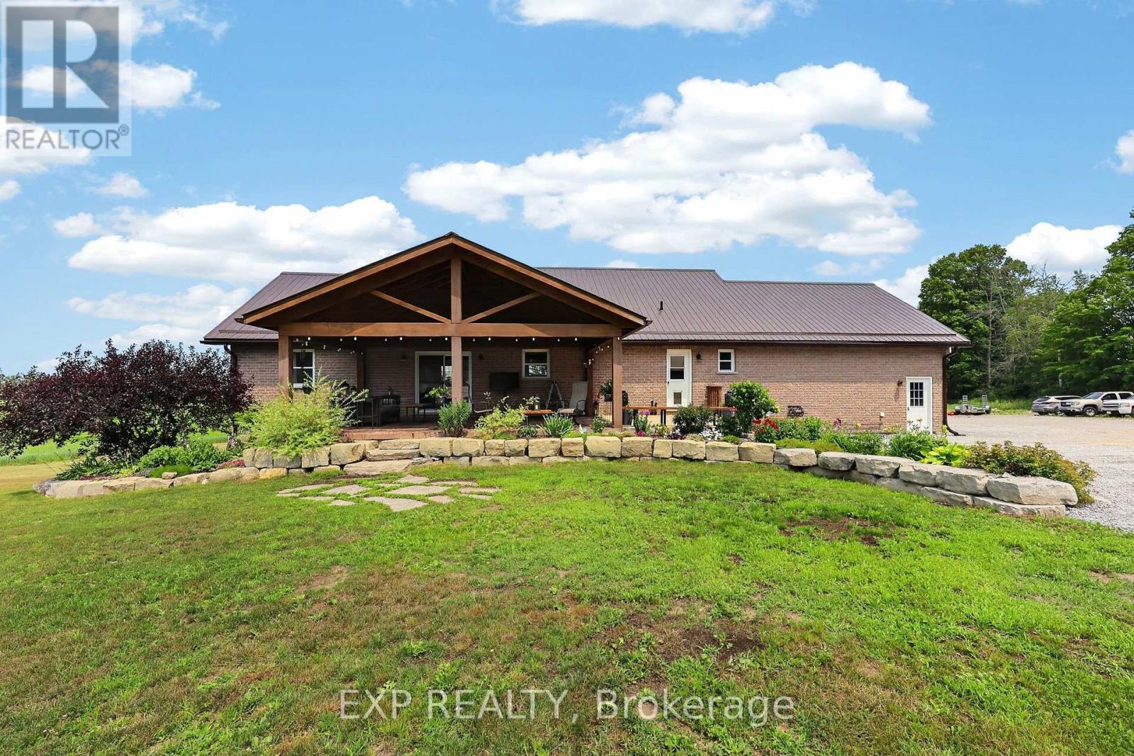 2415 County 46 Road Property Photo 31