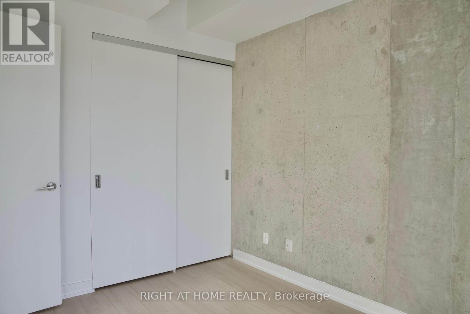 310 - 203 Catherine Street Property Photo 15