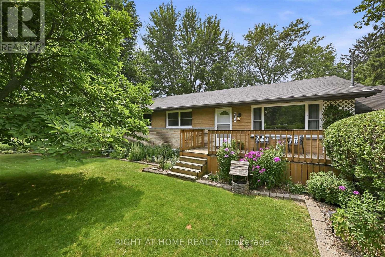 263 Weir's Lane Property Photo 1