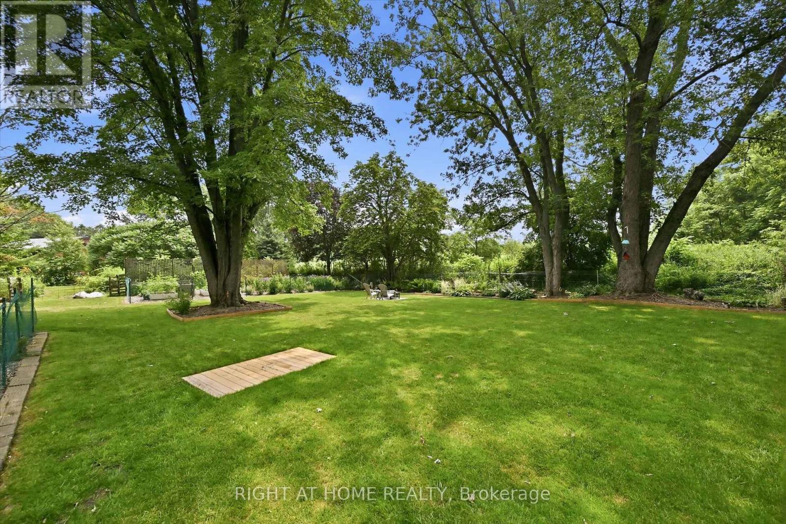 263 Weir's Lane Property Photo 2