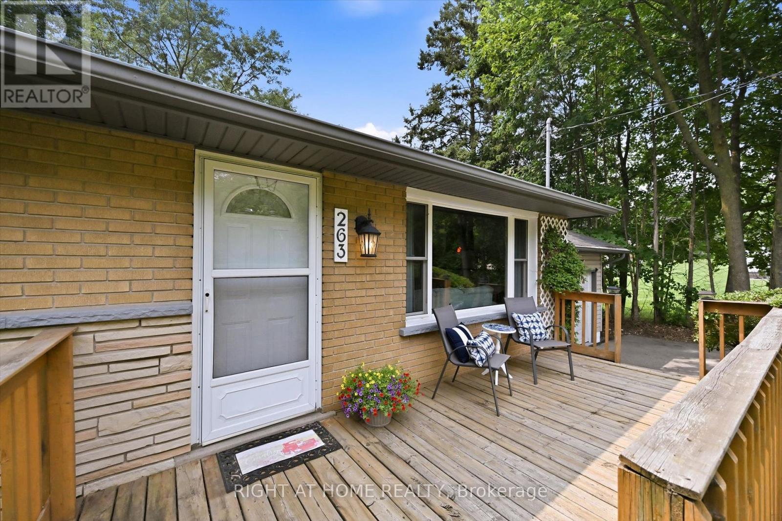 263 Weir's Lane Property Photo 6