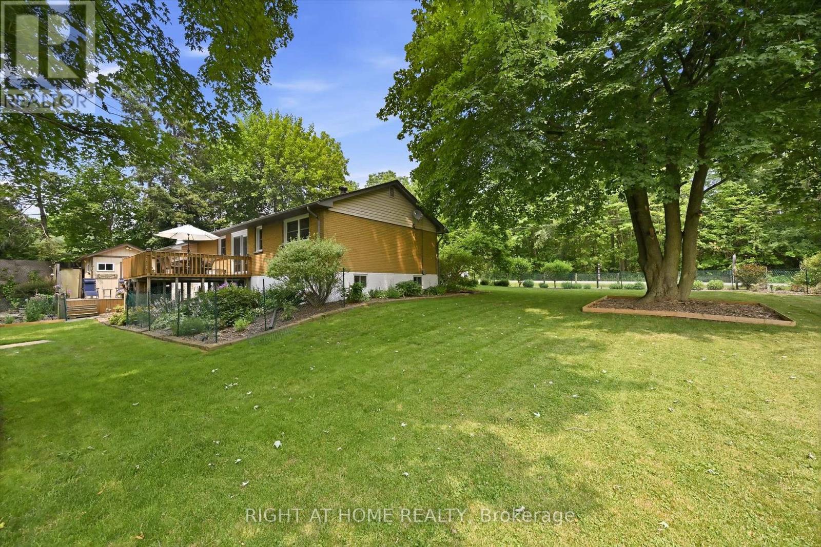 263 Weir's Lane Property Photo 38