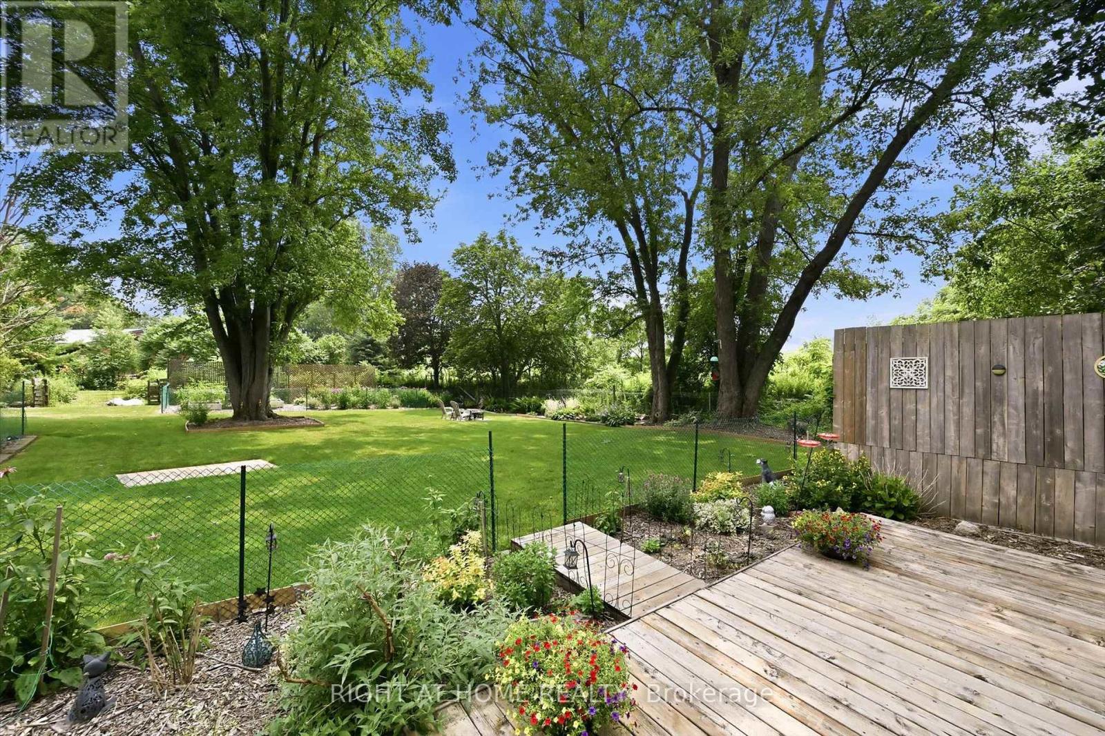 263 Weir's Lane Property Photo 44